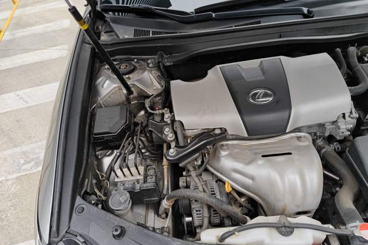Used Lexus ES 2015 200 Elite Edition Engine Bay Right