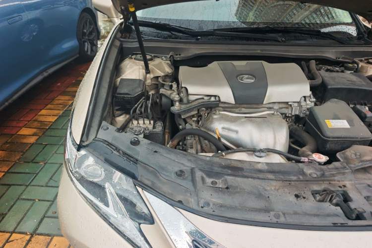 Used Lexus ES 2015 200 Elite Edition Engine Bay Right