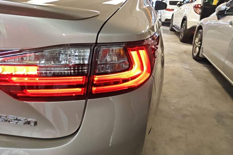 Used Lexus ES 2015 200 Elite Edition Exterior 3