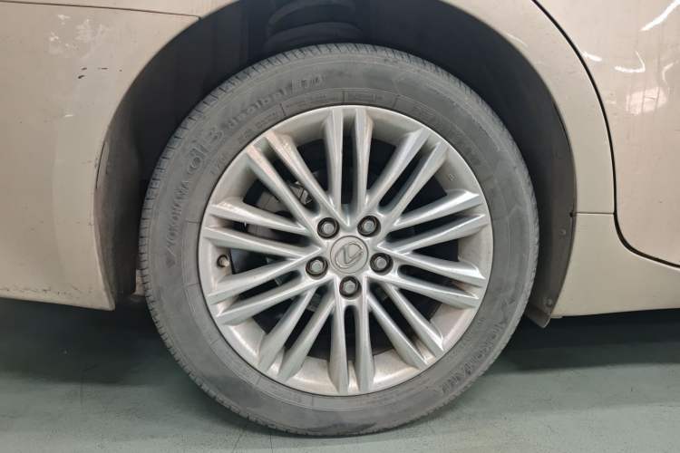 Used Lexus ES 2015 200 Elite Edition Exterior 5