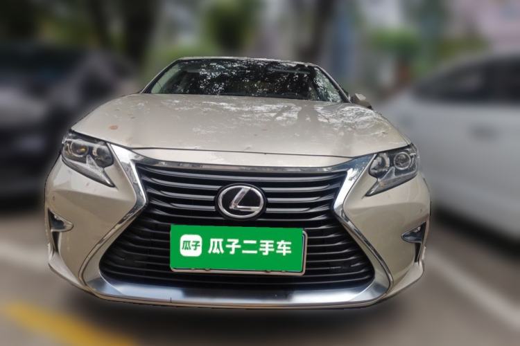 Used Lexus ES 2015 250 Elegant Edition Front