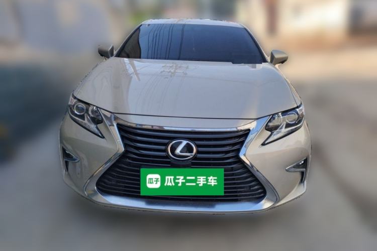Used Lexus ES 2015 250 Elegant Edition Front