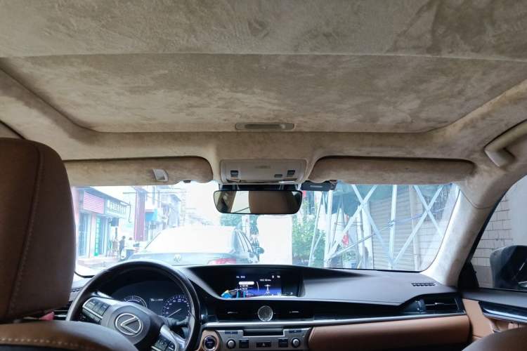 Used Lexus ES 2015 300h Comfort Edition Headliner