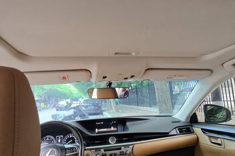 Used Lexus ES 2015 200 Elite Edition Headliner