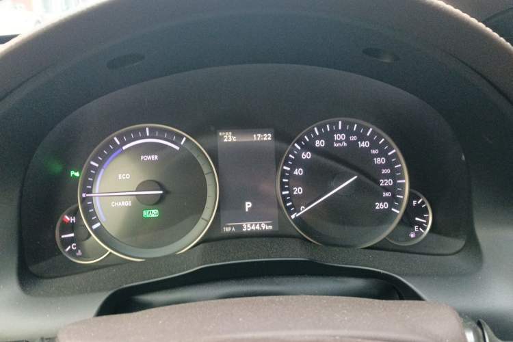 Used Lexus ES 2015 300h Comfort Edition Instrument Cluster