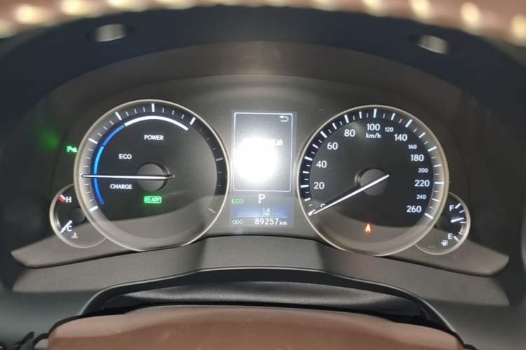 Used Lexus ES 2015 300h Comfort Edition Instrument Cluster
