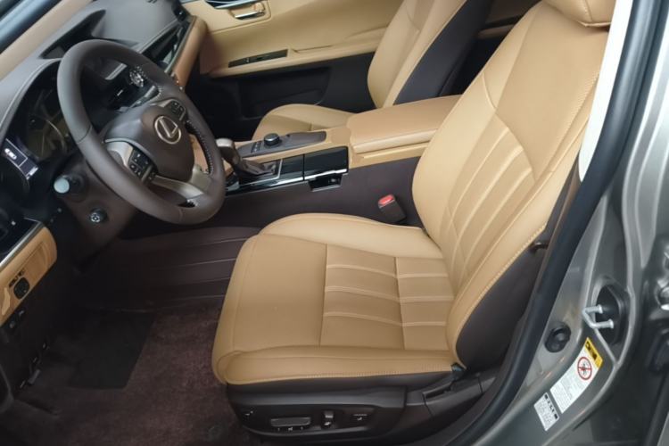 Used Lexus ES 2015 300h Comfort Edition Left Front Seat