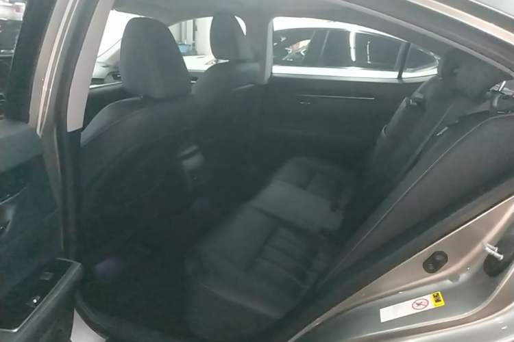 Used Lexus ES 2015 200 Elite Edition Left Rear Seat