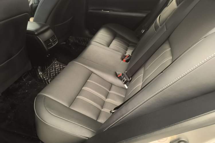 Used Lexus ES 2015 200 Elite Edition Left Rear Seat