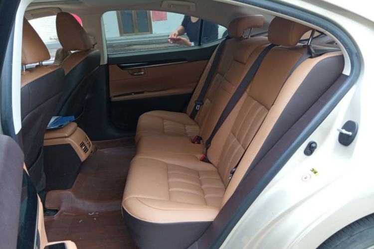 Used Lexus ES 2015 200 Elite Edition Left Rear Seat