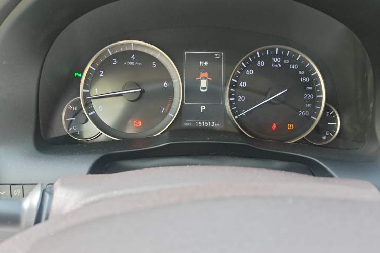 Used Lexus ES 2015 200 Elite Edition Odometer Close Up