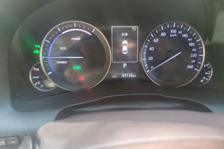 Used Lexus ES 2015 300h Comfort Edition Odometer Close Up