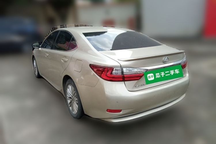 Used Lexus ES 2015 200 Elite Edition Rear Left 45 Deg