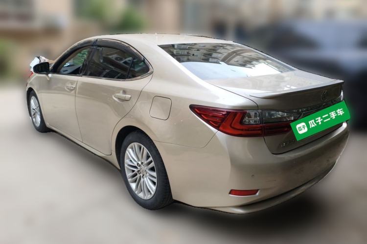 Used Lexus ES 2015 200 Comfort Edition Rear Left 45 Deg