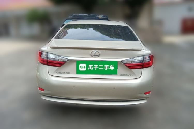 Used Lexus ES 2015 200 Elite Edition Rear