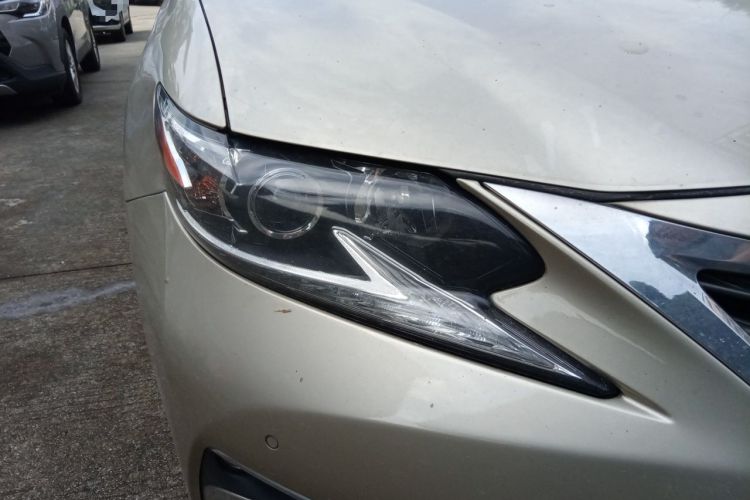 Used Lexus ES 2015 200 Elite Edition Right Front Headlight