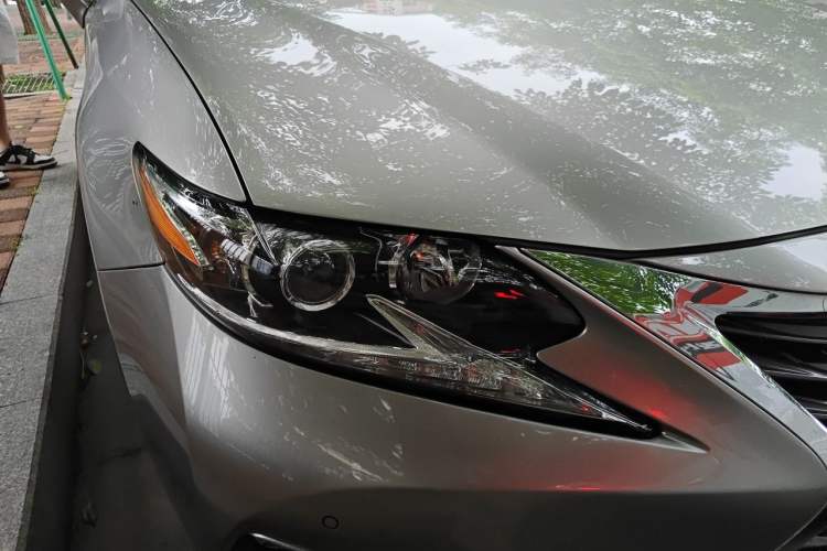 Used Lexus ES 2015 200 Elite Edition Right Front Headlight