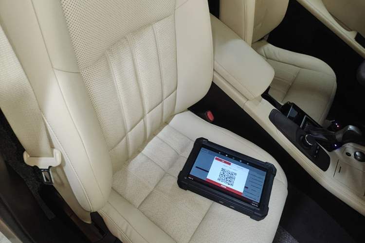 Used Lexus ES 2015 250 Elegant Edition Right Front Seat
