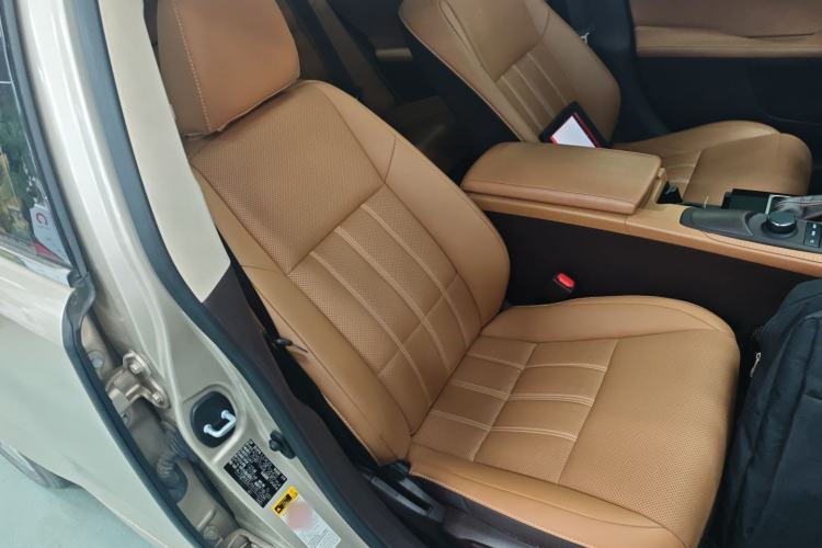 Used Lexus ES 2015 200 Elite Edition Right Front Seat