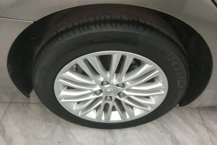 Used Lexus ES 2015 200 Elite Edition Right Rear Wheel Hub