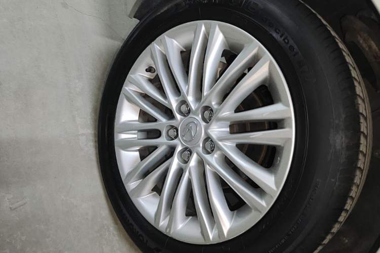 Used Lexus ES 2015 250 Elegant Edition Right Rear Wheel Hub
