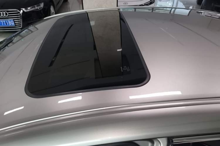 Used Lexus ES 2015 300h Comfort Edition Roof