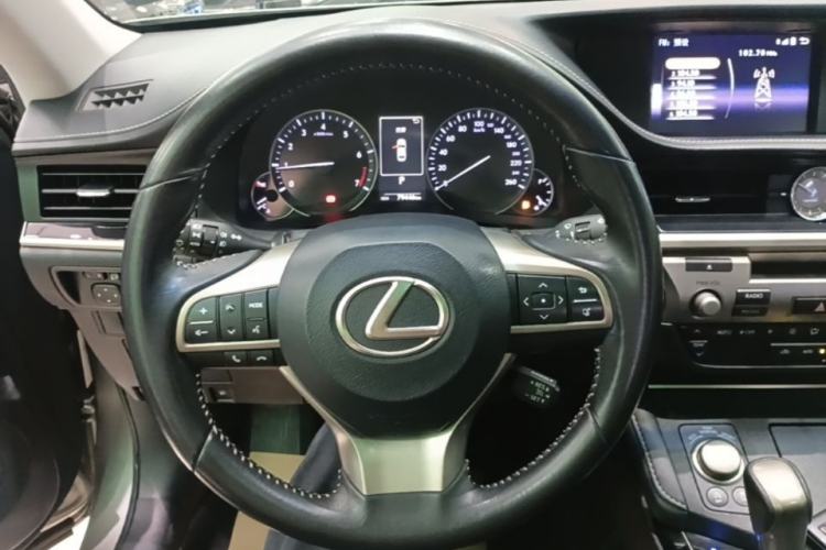 Used Lexus ES 2015 200 Elite Edition Steering Wheel