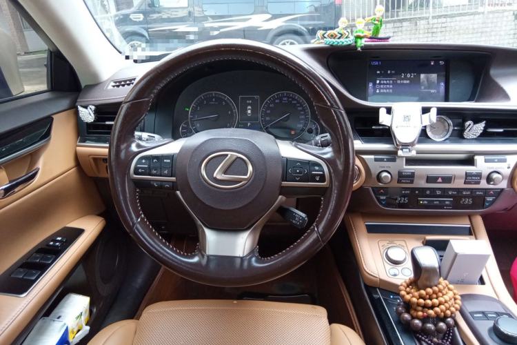 Used Lexus ES 2015 200 Elite Edition Steering Wheel