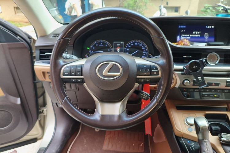 Used Lexus ES 2015 200 Comfort Edition Steering Wheel