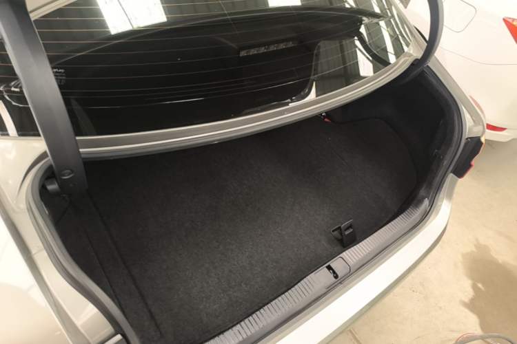 Used Lexus ES 2015 200 Elite Edition Trunk