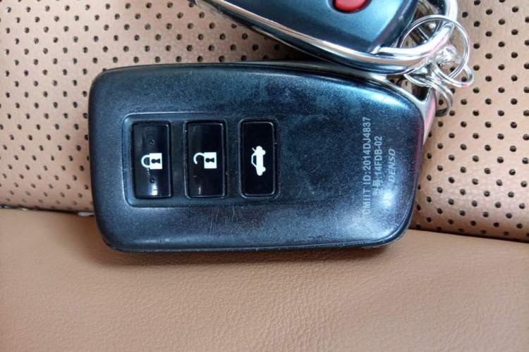 Used Lexus ES 2015 200 Elite Edition Vehicle Key