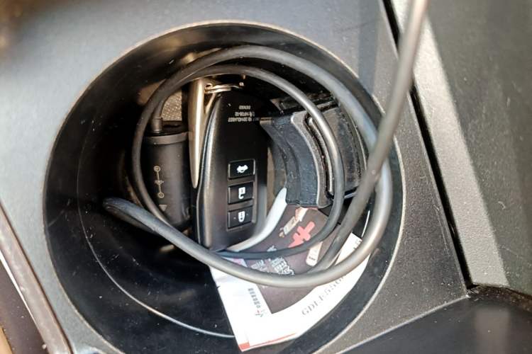 Used Lexus ES 2015 300h Comfort Edition Vehicle Key