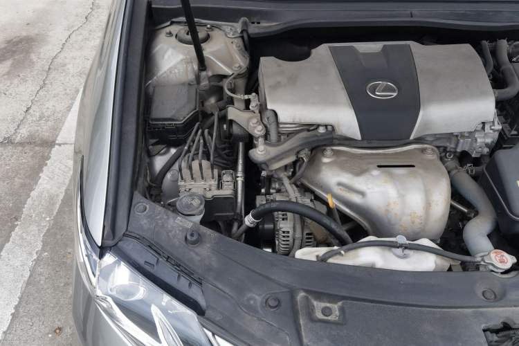 Used Lexus ES 2015 200 Elite Edition Engine Bay Right