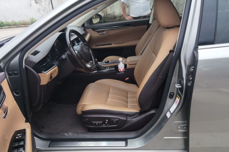 Used Lexus ES 2015 200 Elite Edition Left Front Seat