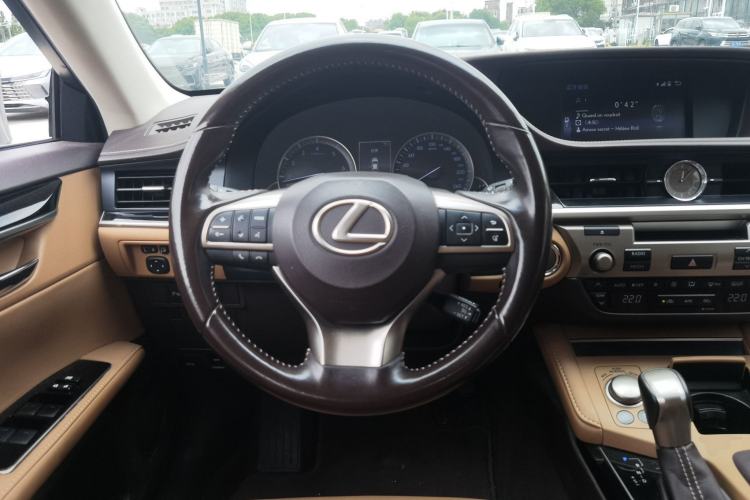 Used Lexus ES 2015 200 Elite Edition Steering Wheel