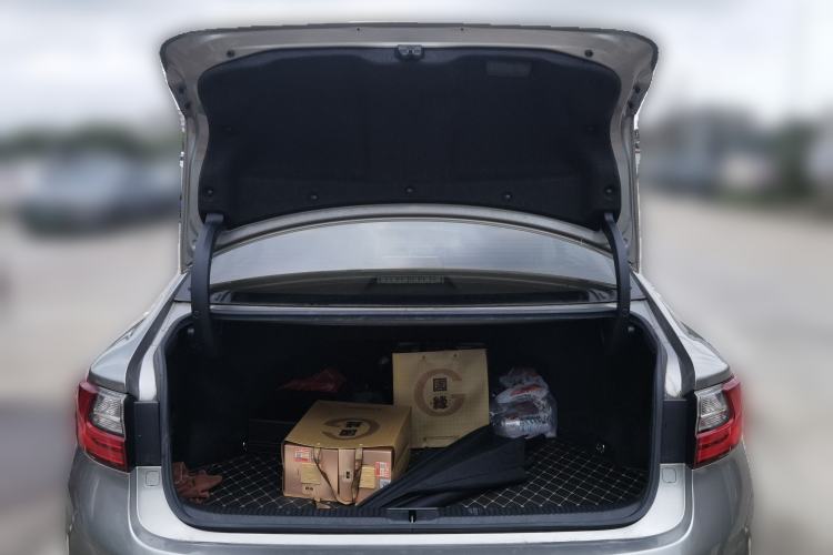 Used Lexus ES 2015 200 Elite Edition Trunk