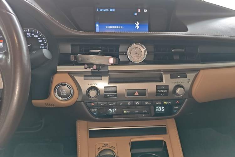 Used Lexus ES 2015 200 Elite Edition Audio And AC Panel