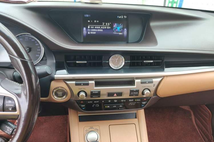Used Lexus ES 2015 200 Elite Edition Audio And AC Panel