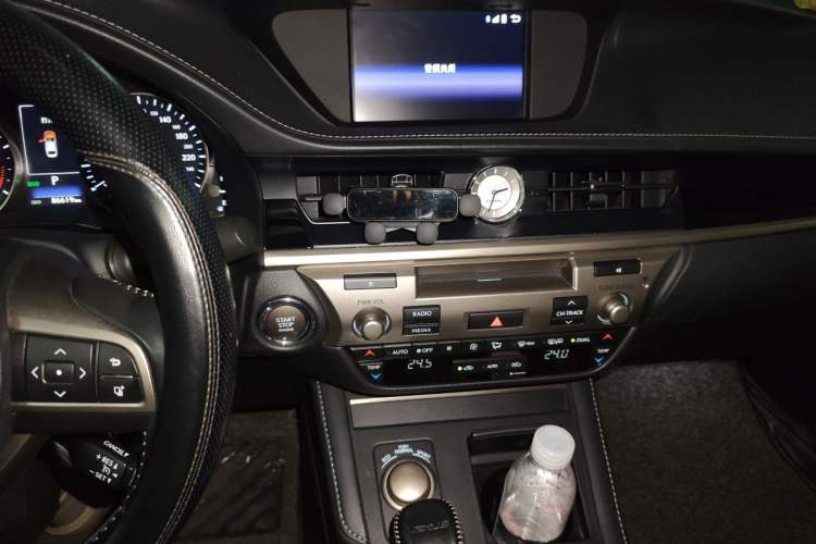 Used Lexus ES 2015 200 Elite Edition Audio And AC Panel