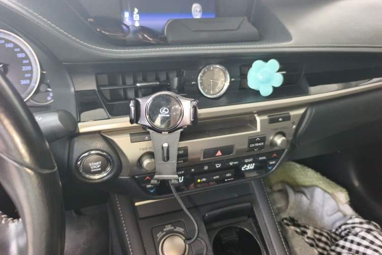 Used Lexus ES 2015 200 Elite Edition Audio And AC Panel