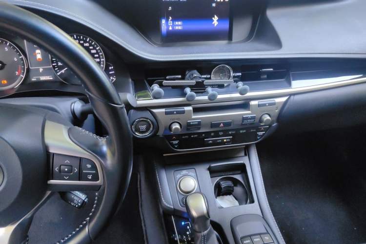 Used Lexus ES 2015 200 Elite Edition Audio And AC Panel