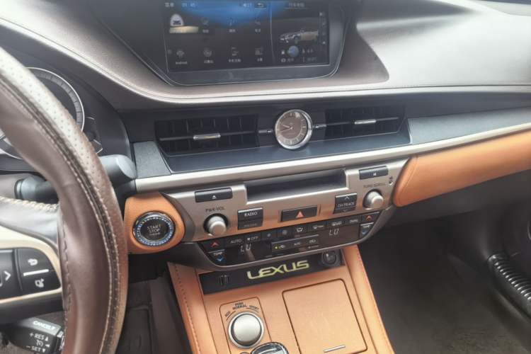 Used Lexus ES 2015 200 Elite Edition Audio And AC Panel