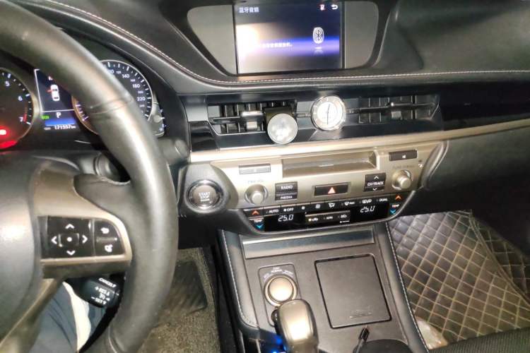 Used Lexus ES 2015 200 Elite Edition Audio And AC Panel