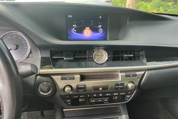 Used Lexus ES 2015 200 Elite Edition Audio And AC Panel
