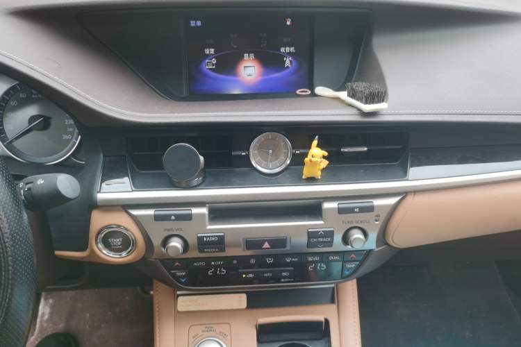 Used Lexus ES 2015 200 Elite Edition Audio And AC Panel