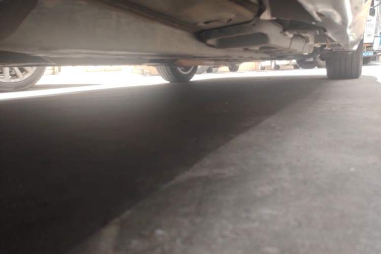 Used Lexus ES 2015 300h Comfort Edition Chassis Front Left