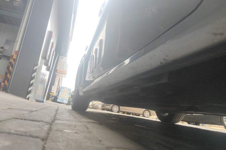 Used Lexus ES 2015 300h Luxury Edition Chassis Front Right