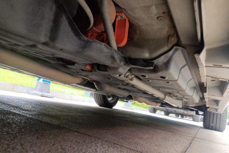 Used Lexus ES 2015 300h Comfort Edition Chassis Rear Right
