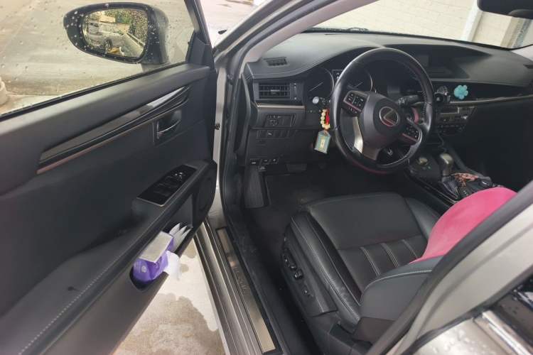 Used Lexus ES 2015 200 Elite Edition Driver Seat