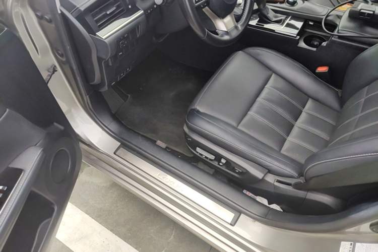 Used Lexus ES 2015 200 Elite Edition Driver Seat